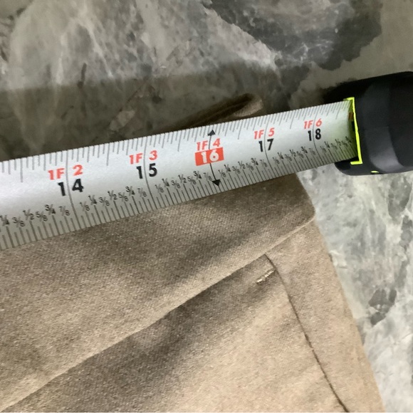 Ann Taylor Beige Trousers, casual, office, size 8. - Picture 12 of 15